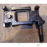 Кронштейн амортизатора F70 левый с пальцем