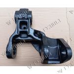 Кронштейн рессоры левый MB