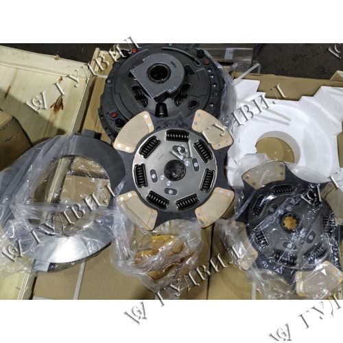 СЦЕПЛЕНИЕ 15 EATON 1700 SOLO САМОПОДВОДЯЩЕЕСЯ  - 209925-82OT